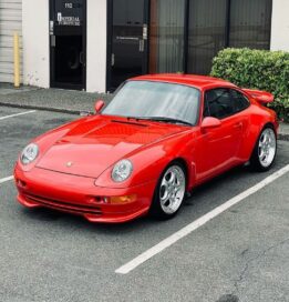 minichamps - 1:18 porsche 911 rs (993) - 1994 - red