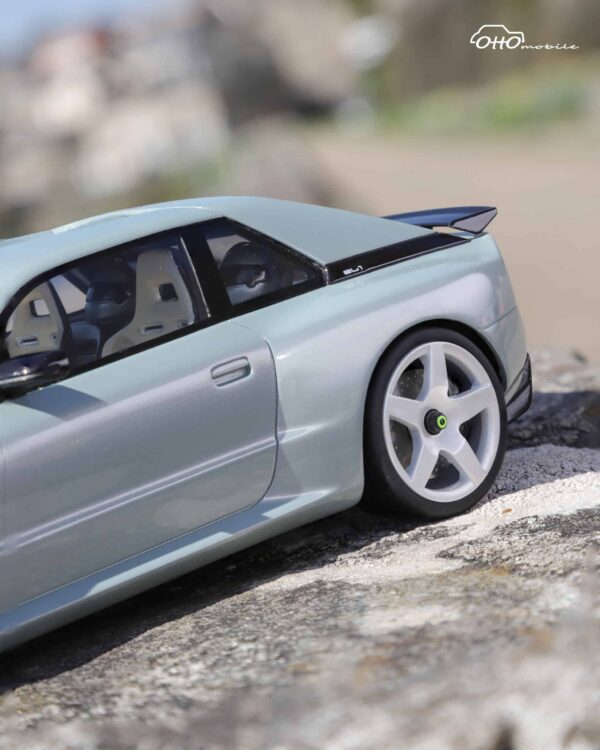 Elegand EL1 Celeste 2021 - 1:18 Scale Limited Edition Resin Model by Otto Mobile 26 Elegend EL1 1
