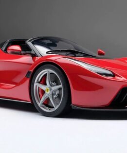 Amalgam 1:18 Ferrari LaFerrari Aperta Red 2016 Resin Model Car