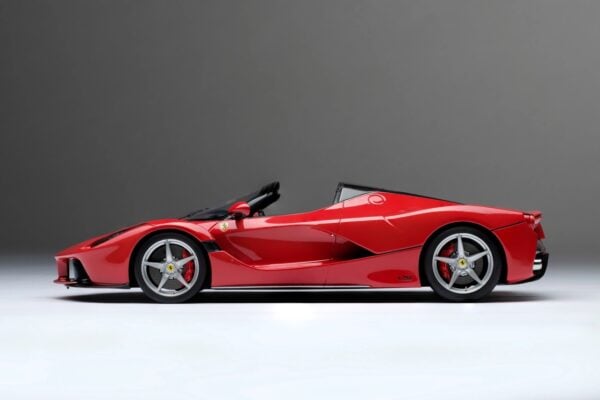 Amalgam - 1:18 Ferrari LaFerrari Aperta (2016)