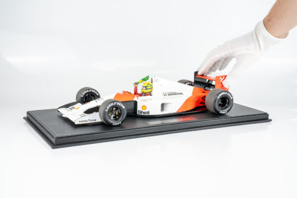 GP Replicas 1:12 McLaren Honda MP4/6 Ayrton Senna Winner Brazilian GP 1991 with Driver and Flag (GP1229AWD) Limited Edition Resin Model 15 GP Replicas 1:12 McLaren Honda MP4/6 Ayrton Senna Winner Brazilian GP 1991 with Driver and Flag (GP1229AWD) Limited Edition Resin Model