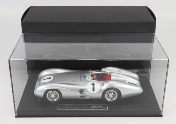 GP128E GP REPLICAS MERCEDES F1 W196 STREAMLINER JUAN MANUEL FANGIO 1954 WORLD CHAMPION RESIN MODEL.7