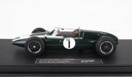 GP Replicas - 1:18 Cooper T53 #1 Jack Brabham Pole/Winner British GP Silverstone 1960 w/Driver
