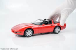 GT Spirit - 1:18 Chevrolet Corvette C4 Torch Red 1995 - Limited Edition Resin Model