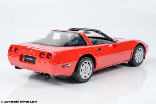 GT Spirit - 1:18 Chevrolet Corvette C4 Torch Red 1995 - Limited Edition Resin Model