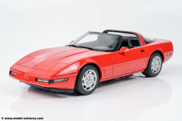 GT Spirit - 1:18 Chevrolet Corvette C4 Torch Red 1995 - Limited Edition Resin Model