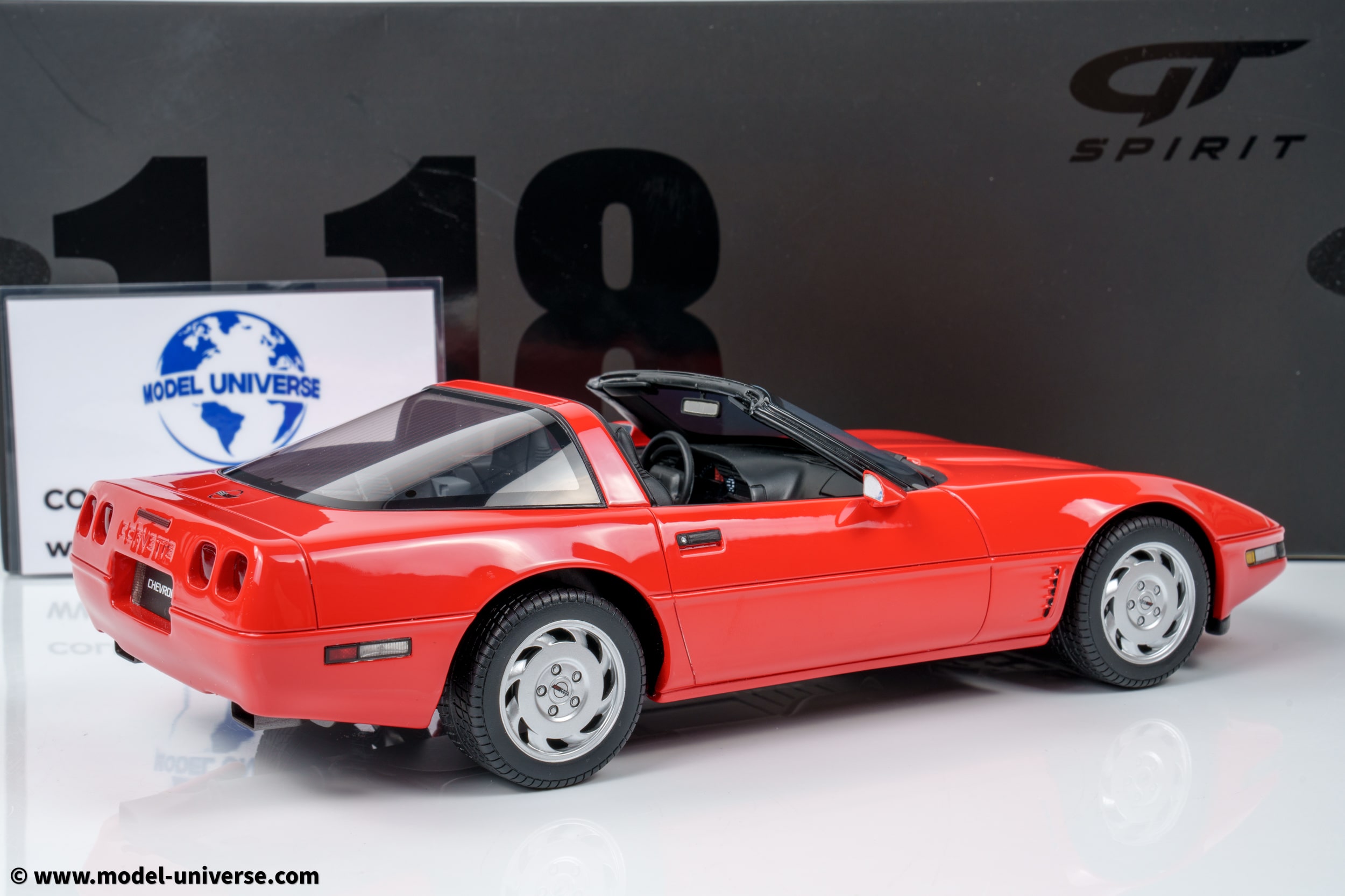 UT Models Chevrolet Corvette 1:18 コルベット GT Spirit :18 シボレー・コルベット C4 トーチレッド 1995年式 – GT537