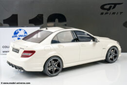 GT SPIRIT GT928 Mercedes Benz C63 AMG Diamond White 08