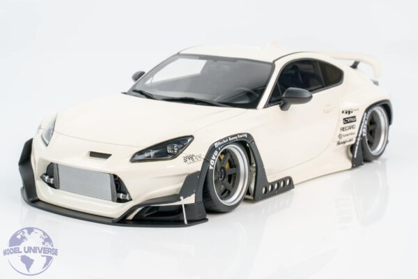 GT Spirit - 1:18 PANDEM Toyota GR86 Crystal White 2024 - Limited Edition Resin Model 15 GT Spirit - 1:18 PANDEM Toyota GR86 Crystal White 2024 - Limited Edition Resin Model