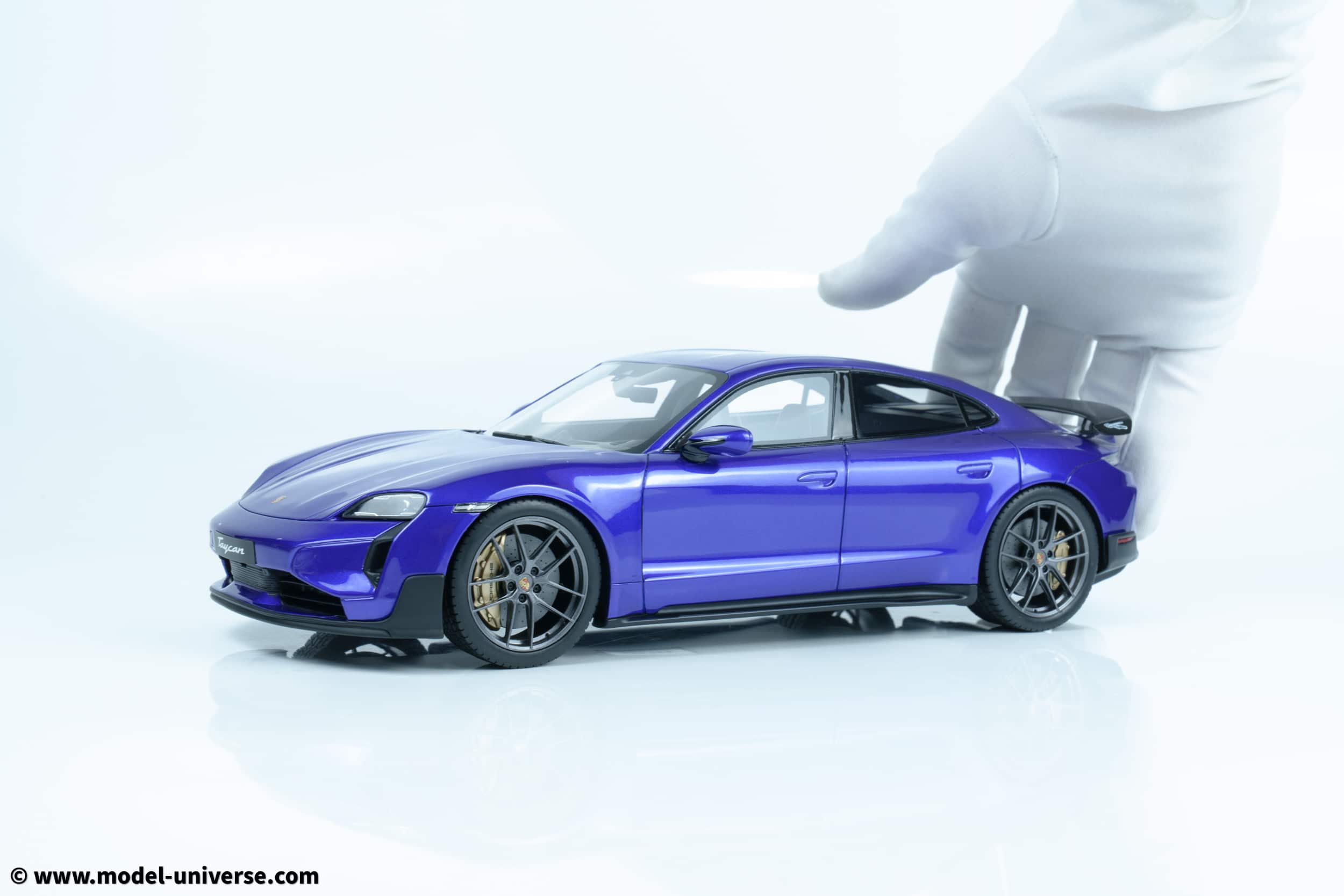 GT Spirit 1:18 Taycan Turbo GT in Sky Purple Metallic