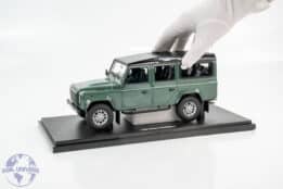 GT Spirit - 1:18 Land Rover Defender 110 Green 2016 - Limited Edition Resin Model