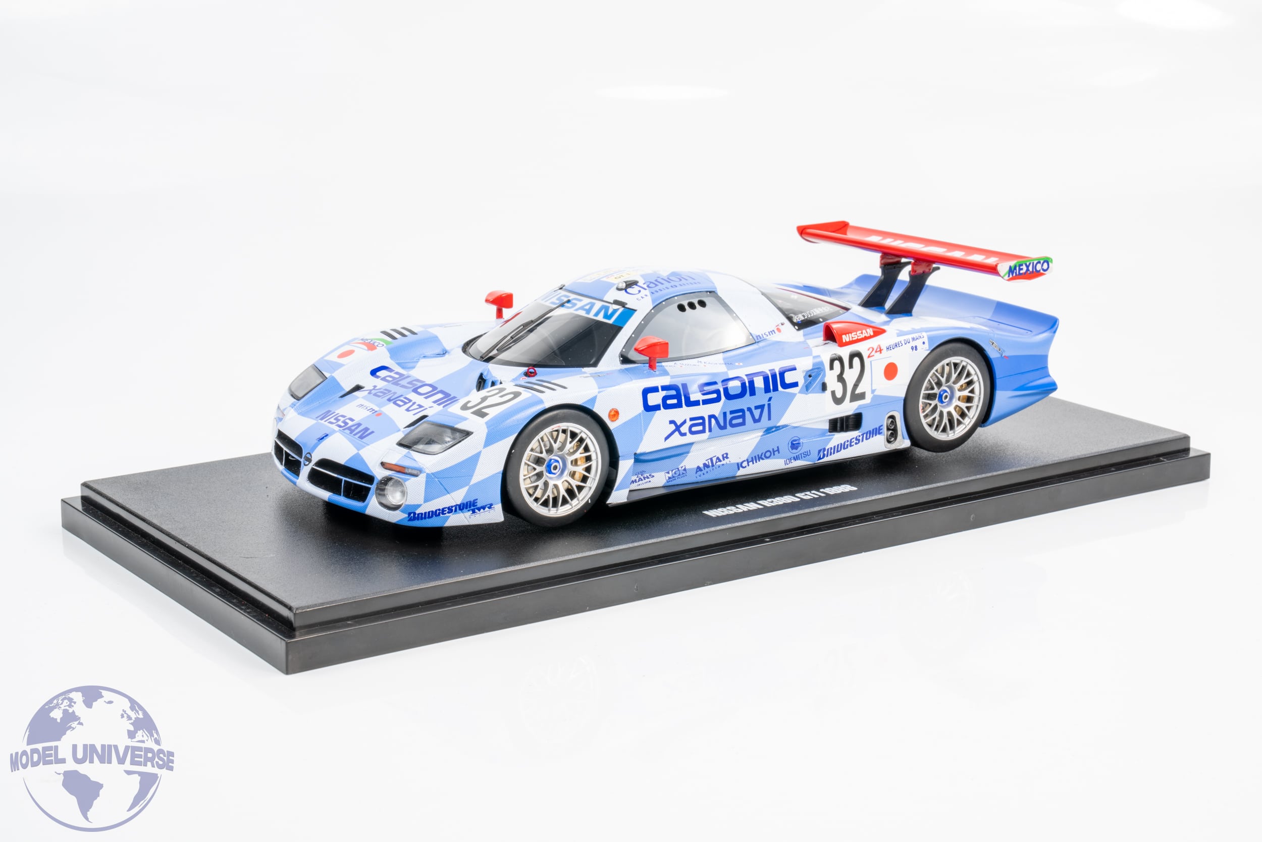 GT Spirit - 1:18 Nissan R390 GT1 No.32 Le Mans 24h 1998 Blue