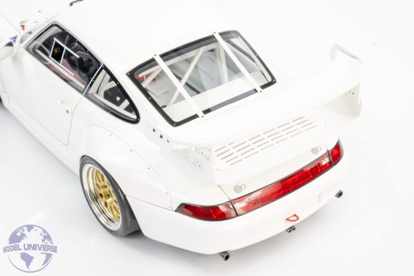 GT Spirit - 1:18 Porsche 911 (993) GT2 Evo White 1995 - Limited Edition Resin Model