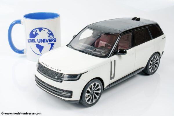 GT Spirit - 1:18 Range Rover P530 V8 Autobiography White 2024 - Limited Edition Resin Model 17 GT Spirit - 1:18 Range Rover P530 V8 Autobiography White 2024 - Limited Edition Resin Model