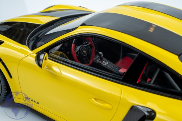 GT Spirit - 1:12 Porsche 911 (991.2) GT2 RS Weissach Package Yellow - Limited Edition Resin Model 13 GT Spirit - 1:12 Porsche 911 (991.2) GT2 RS Weissach Package Yellow - Limited Edition Resin Model