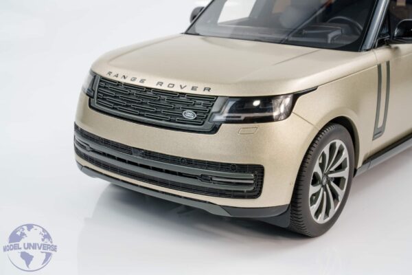 GT Spirit - 1:12 Range Rover P530 V8 Autobiography Gold 2024 - Limited Edition Resin Model 12 GT Spirit - 1:12 Range Rover P530 V8 Autobiography Gold 2024 - Limited Edition Resin Model