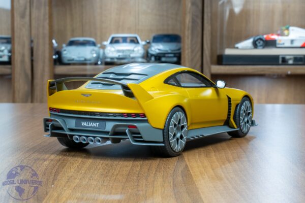 GT Spirit - 1:18 Aston Martin Valiant Auric Gold Metallic 2024 - Limited Edition Resin Model 12 GT Spirit - 1:18 Aston Martin Valiant Auric Gold Metallic 2024 - Limited Edition Resin Model