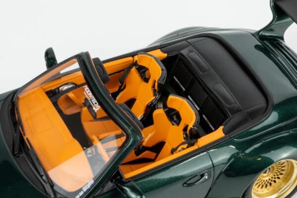 GT Spirit 1:18 Porsche 911 (997.2) Old & New Tokyo Auto Salon Green (GT548) Limited Edition Resin Model 21 GT Spirit 1:18 Porsche 911 (997.2) Old & New Tokyo Auto Salon Green (GT548) Limited Edition Resin Model