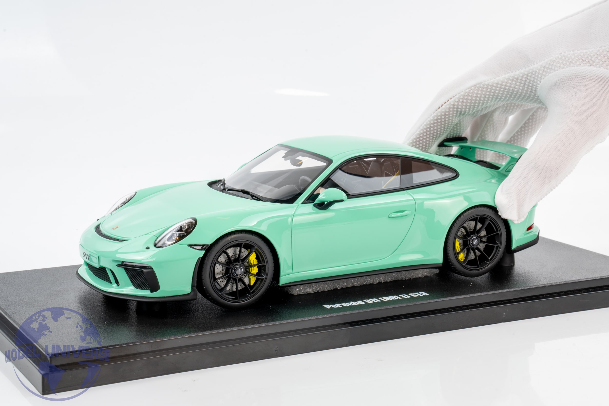 GT Spirit - 1:18 Porsche 911 (991.2) GT3 Mint Green 2018 - Limited Edition Resin Model 3 GT Spirit - 1:18 Porsche 911 (991.2) GT3 Mint Green 2018 - Limited Edition Resin Model