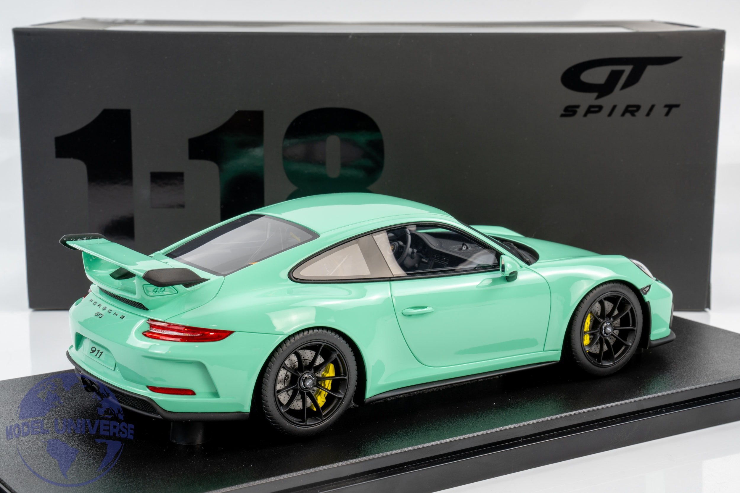 GT Spirit - 1:18 Porsche 911 (991.2) GT3 Mint Green 2018 - Limited Edition Resin Model 2 GT Spirit - 1:18 Porsche 911 (991.2) GT3 Mint Green 2018 - Limited Edition Resin Model