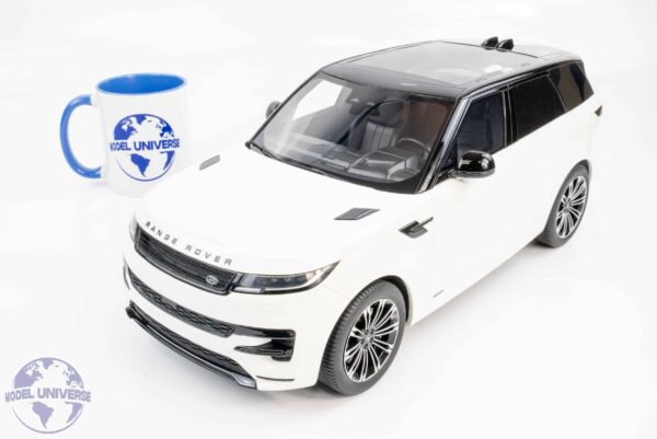 GT Spirit - 1:12 Range Rover Sport P510E White 2023 - Limited Edition Resin Model 10 GT Spirit - 1:12 Range Rover Sport P510E White 2023 - Limited Edition Resin Model