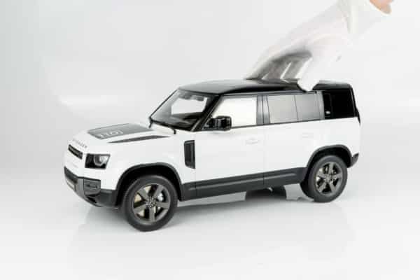 GT Spirit - 1:12 Land Rover Defender 110 P400X White 2021 (GT554) Limited Edition Resin Model 12 GT Spirit - 1:12 Land Rover Defender 110 P400X White 2021 (GT554) Limited Edition Resin Model