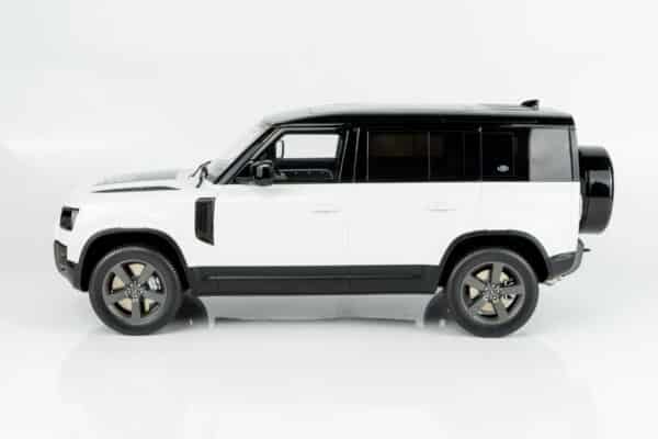 GT Spirit - 1:12 Land Rover Defender 110 P400X White 2021 (GT554) Limited Edition Resin Model 18 GT Spirit - 1:12 Land Rover Defender 110 P400X White 2021 (GT554) Limited Edition Resin Model