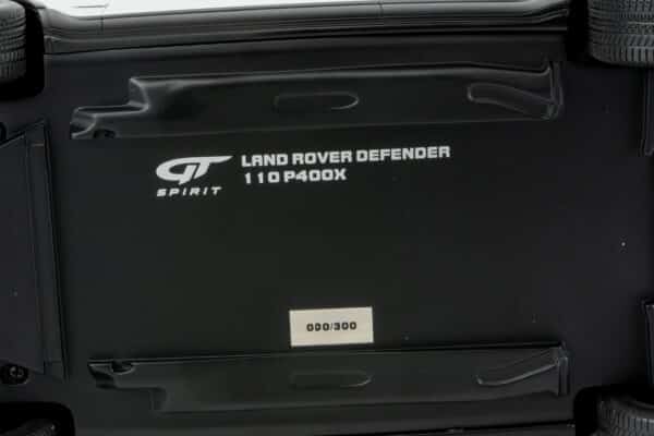 GT Spirit - 1:12 Land Rover Defender 110 P400X White 2021 (GT554) Limited Edition Resin Model 19 GT Spirit - 1:12 Land Rover Defender 110 P400X White 2021 (GT554) Limited Edition Resin Model