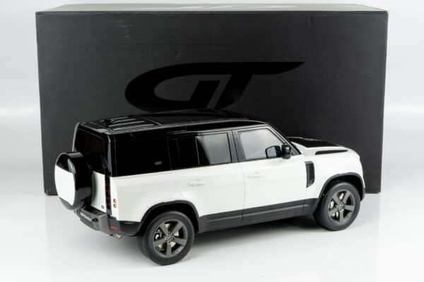 GT Spirit - 1:12 Land Rover Defender 110 P400X White 2021 (GT554) Limited Edition Resin Model 11 GT Spirit - 1:12 Land Rover Defender 110 P400X White 2021 (GT554) Limited Edition Resin Model