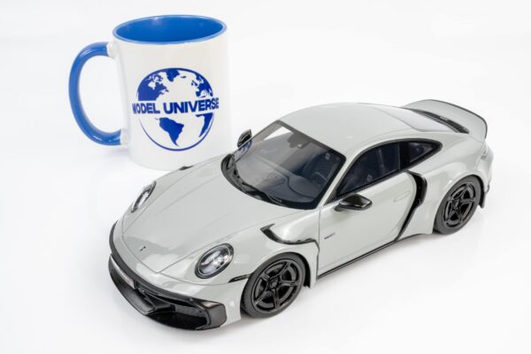 GT Spirit - 1:18 Brabus 900 Rocket.R Nardo Grey 2023 - Limited Edition Resin Model 13 GT Spirit - 1:18 Brabus 900 Rocket.R Nardo Grey 2023 - Limited Edition Resin Model