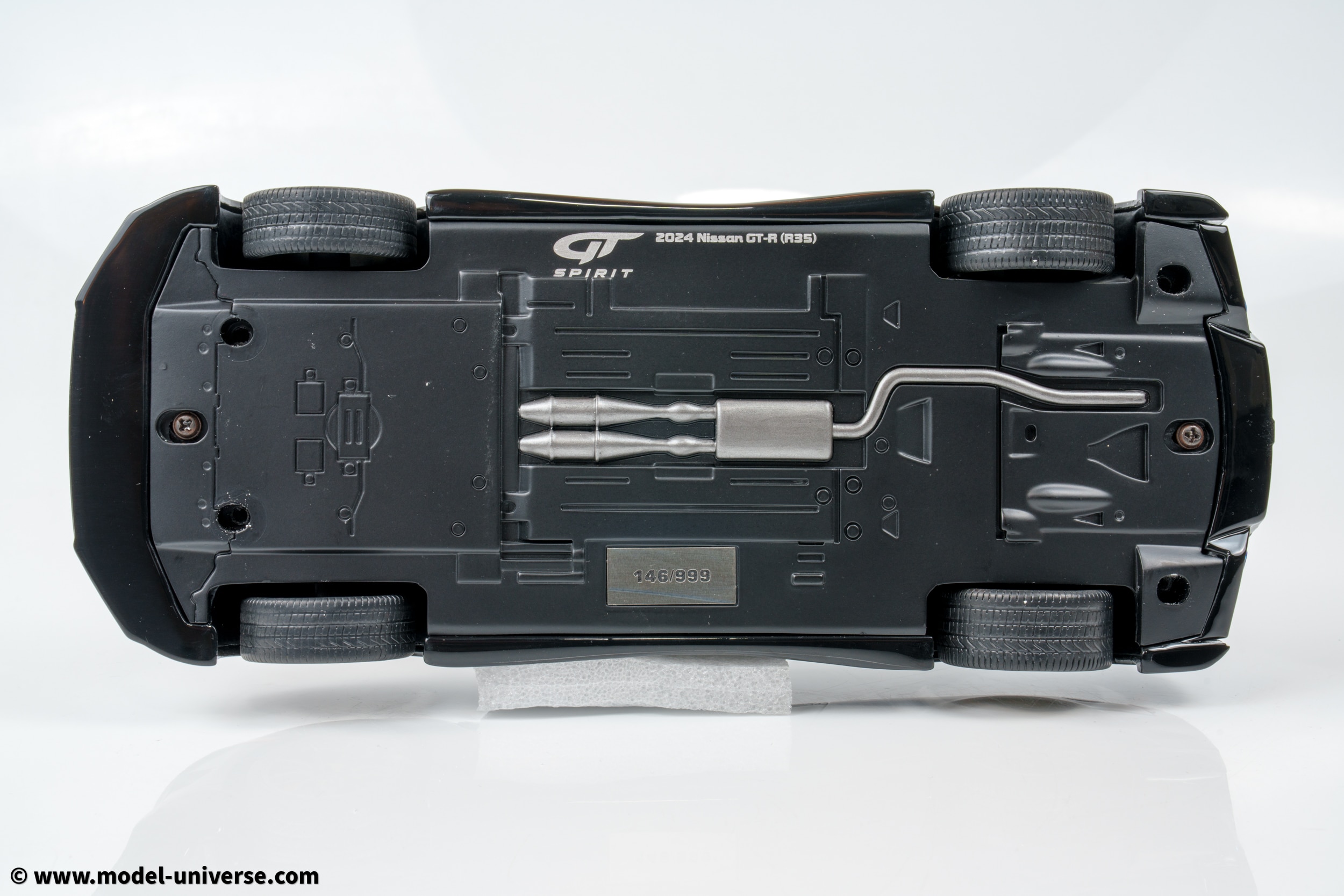 GT Spirit - 1:18 Nissan GT-R Takumi Edition Midnight Purple 2024 - Limited Edition Resin Model 6 GT Spirit - 1:18 Nissan GT-R Takumi Edition Midnight Purple 2024 - Limited Edition Resin Model