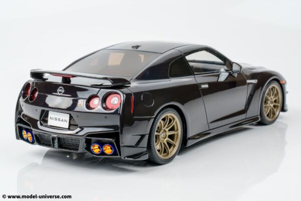 GT Spirit - 1:18 Nissan GT-R Takumi Edition Midnight Purple 2024 - Limited Edition Resin Model 13 GT Spirit - 1:18 Nissan GT-R Takumi Edition Midnight Purple 2024 - Limited Edition Resin Model