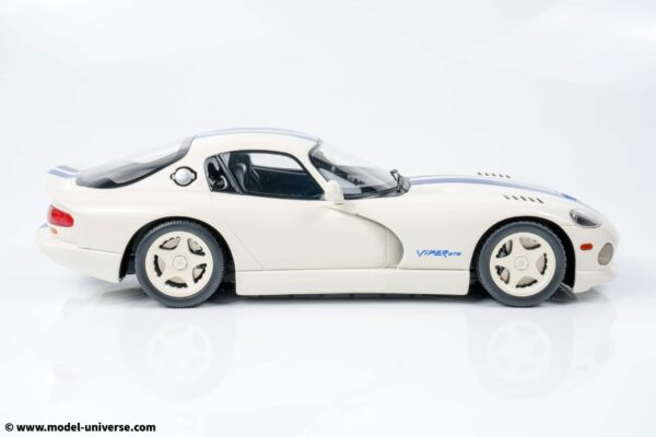 GT Spirit - 1:18 Dodge Viper GTS White 1996 - Limited Edition Resin Model 14 GT Spirit - 1:18 Dodge Viper GTS White 1996 - Limited Edition Resin Model