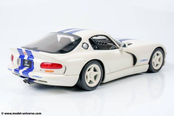 GT Spirit - 1:18 Dodge Viper GTS White 1996 - Limited Edition Resin Model 13 GT Spirit - 1:18 Dodge Viper GTS White 1996 - Limited Edition Resin Model