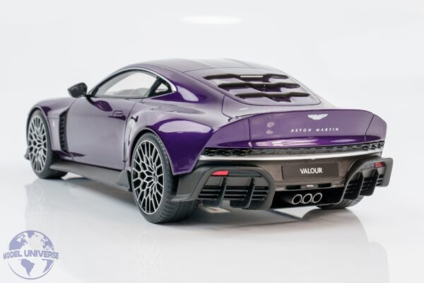 GT Spirit - 1:18 Aston Martin Valour Purple 2023 - Limited Edition Resin Model 12 GT Spirit - 1:18 Aston Martin Valour Purple 2023 - Limited Edition Resin Model