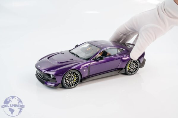 GT Spirit - 1:18 Aston Martin Valour Purple 2023 - Limited Edition Resin Model 9 GT Spirit - 1:18 Aston Martin Valour Purple 2023 - Limited Edition Resin Model