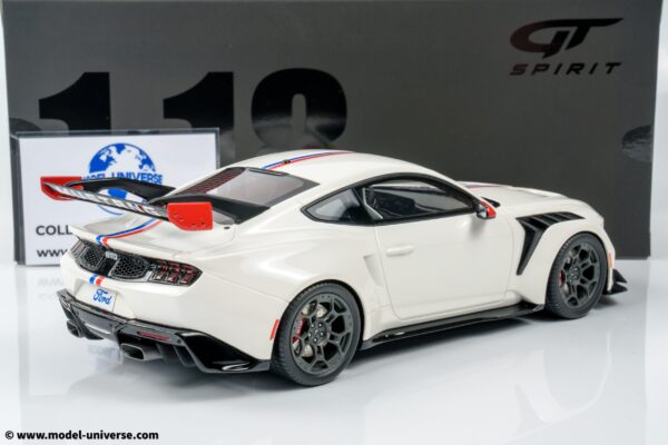 GT Spirit - 1:18 Ford Mustang GTD "Spirit of America" Performance White 2025 - Limited Edition Resin Model 10 GT Spirit - 1:18 Ford Mustang GTD