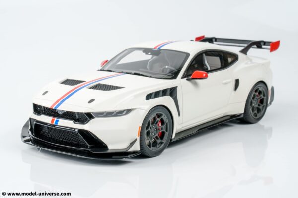 GT Spirit - 1:18 Ford Mustang GTD "Spirit of America" Performance White 2025 - Limited Edition Resin Model 14 GT Spirit - 1:18 Ford Mustang GTD