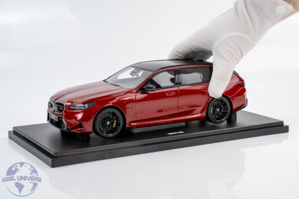 GT Spirit - 1:18 BMW M5 (G90) Touring Red 2025 - Limited Edition Resin Model 8 GT Spirit - 1:18 BMW M5 (G90) Touring Red 2025 - Limited Edition Resin Model