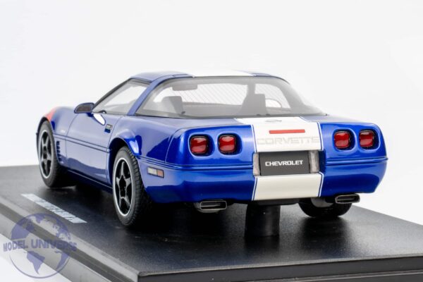GT Spirit - 1:18 Chevrolet Corvette C4 Gran Sport Blue 1996 - Limited Edition Resin Model 10 GT Spirit - 1:18 Chevrolet Corvette C4 Gran Sport Blue 1996 - Limited Edition Resin Model