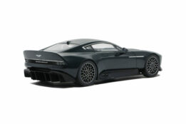 gt spirit - 1:18 aston martin victor pentland green (2021)