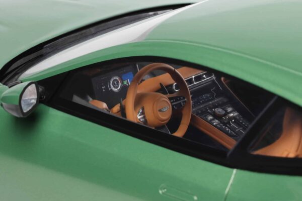 GT Spirit - 1:18 Aston Martin DB12 Vantage Green 2023 (GT466) 16 GT466 RL DS