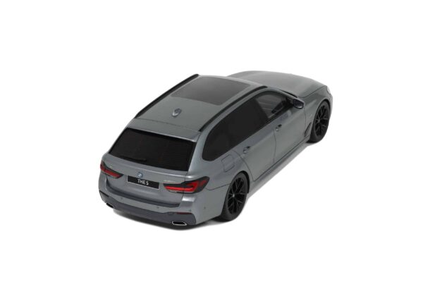 1:18 BMW 530E XDrive M Sport Touring Grey 2023 Limited Edition Resin Model - GT Spirit 15 GT485 RL T