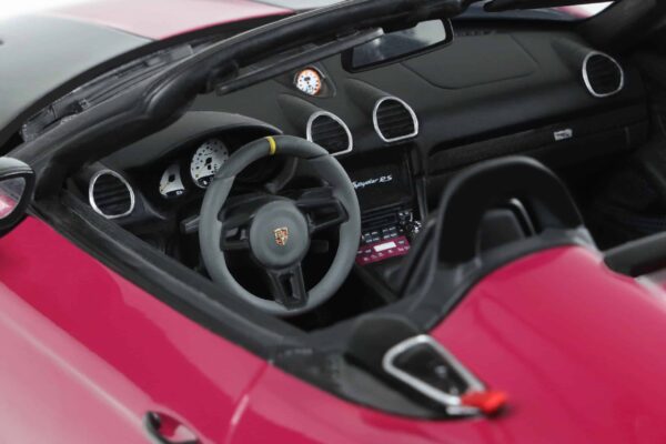 1:18 Porsche 718 Spyder RS Weissach Package Pink 2023 Resin Model - GT Spirit 16 1:18 Porsche 718 Spyder RS Weissach Package Pink 2023 Resin Model - GT Spirit