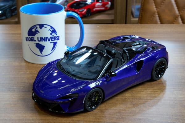 GT Spirit 1:18 McLaren Artura Spider Lantana Purple 2024 (GT515)