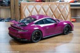 GT Spirit - 1:12 Porsche 911 (992) GT3 Ruby Star Neo 2021 (GT536) - Limited Edition Resin Model