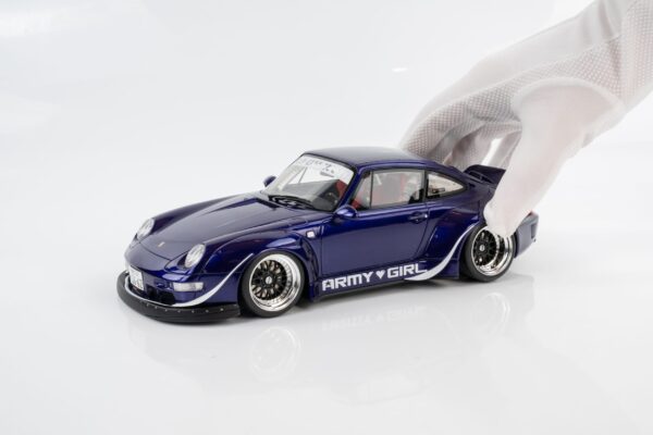 GT Spirit - 1:18 Porsche 911 (993) RWB "Army Girl" Purple 2015 - Limited Edition Resin Model 10 GT Spirit - 1:18 Porsche 911 (993) RWB "Army Girl" Purple 2015 - Limited Edition Resin Model