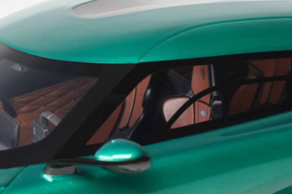 GT Spirit 1:18 Koenigsegg Gemera Racing Green 2024 - Limited Edition Resin Model 21 GT Spirit 1:18 Koenigsegg Gemera Racing Green 2024 - Limited Edition Resin Model