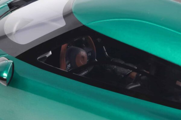GT Spirit 1:18 Koenigsegg Gemera Racing Green 2024 - Limited Edition Resin Model 20 GT Spirit 1:18 Koenigsegg Gemera Racing Green 2024 - Limited Edition Resin Model