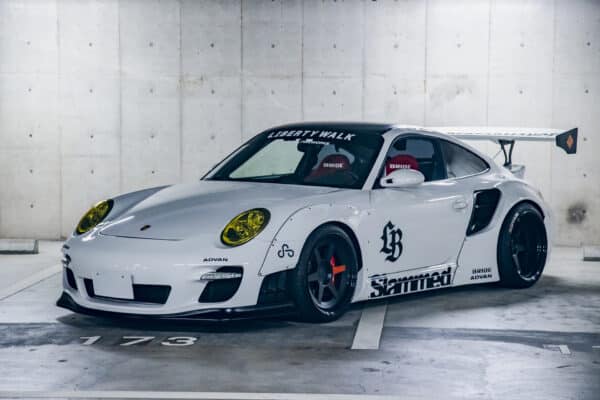 GT Spirit 1:18 Porsche 911 (997) LB-Works Porsche Turbo White 2024 (GT958) Limited Edition Resin Model 18 GT Spirit 1:18 Porsche 911 (997) LB-Works Porsche Turbo White 2024 (GT958) Limited Edition Resin Model